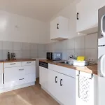 Modernes Mit Balkon & Parkplatz - Ama Amali *