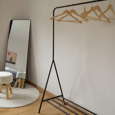 Ama Amali - Modernes Mit Balkon & Parkplatz - Ideal Fuer Business & Komfort