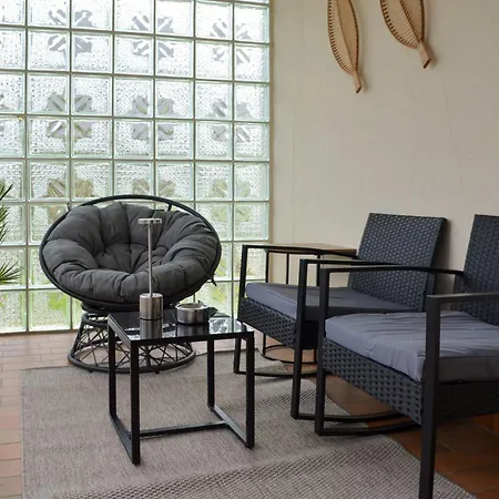 Ama Amali - Modernes Mit Balkon & Parkplatz - Ideal Fuer Business & Komfort Lägenhet