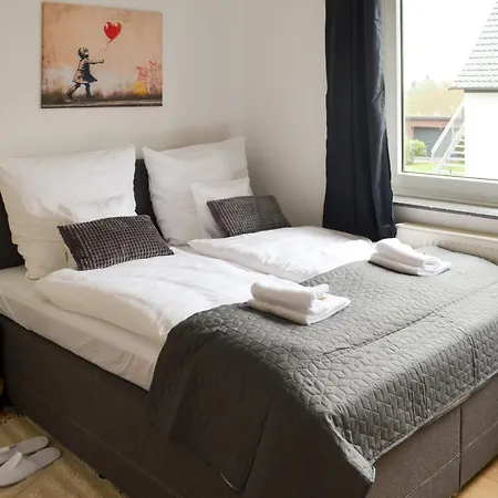 Lägenhet Ama Amali - Modernes Mit Balkon & Parkplatz - Ideal Fuer Business & Komfort