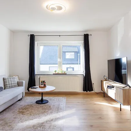 Lejlighed Ama Amali - Modernes Mit Balkon & Parkplatz - Ideal Fuer Business & Komfort