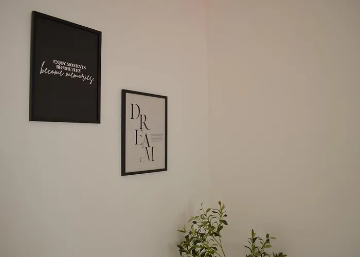 Ama Amali - Modernes Mit Balkon & Parkplatz - Ideal Fuer Business & Komfort *