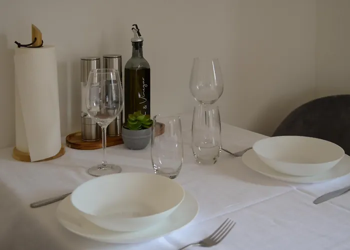 Ama Amali - Modernes Mit Balkon & Parkplatz - Ideal Fuer Business & Komfort *