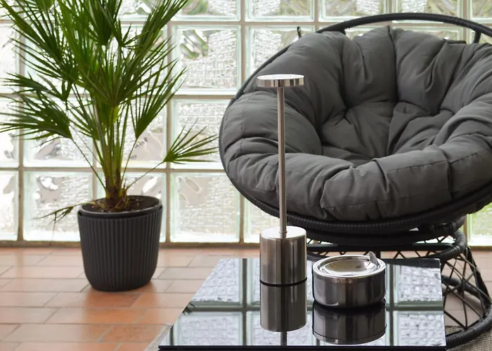 Ama Amali - Modernes Mit Balkon & Parkplatz - Ideal Fuer Business & Komfort