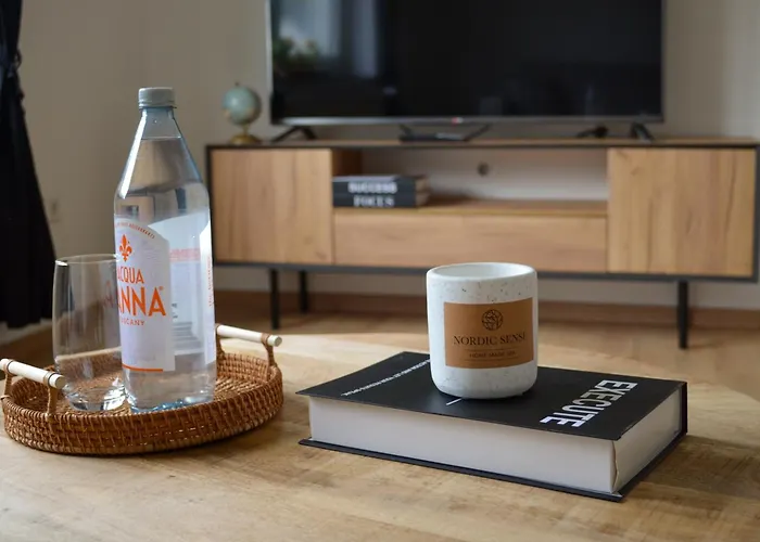 Ama Amali - Modernes Mit Balkon & Parkplatz - Ideal Fuer Business & Komfort Lejlighed