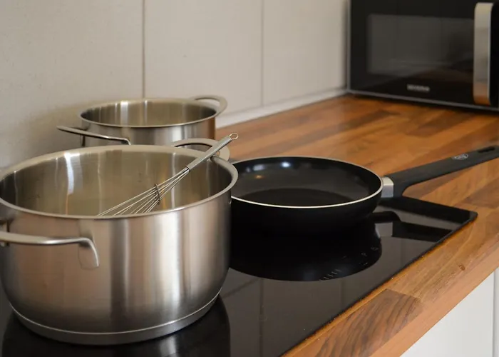 Ama Amali - Modernes Mit Balkon & Parkplatz - Ideal Fuer Business & Komfort Hiddenhausen