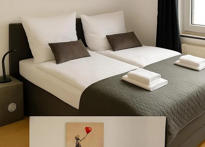 Ama Amali - Modernes Mit Balkon & Parkplatz - Ideal Fuer Business & Komfort