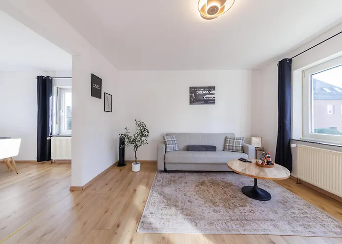 Ama Amali - Modernes Mit Balkon & Parkplatz - Ideal Fuer Business & Komfort *