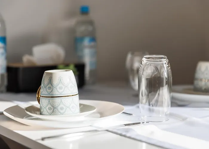 Ama Amali - Modernes Mit Balkon & Parkplatz - Ideal Fuer Business & Komfort Lejlighed